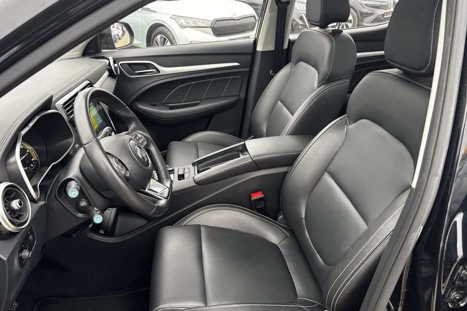 Продам MG ZT ZS EV 43.4 KW авто у Львові  2020 года в Львове