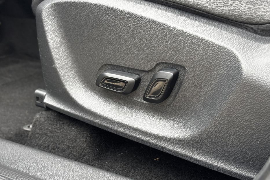 Продам MG ZT ZS EV 43.4 KW авто у Львові  2020 года в Львове