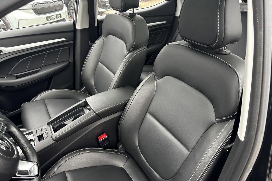 Продам MG ZT ZS EV 43.4 KW авто у Львові  2020 года в Львове