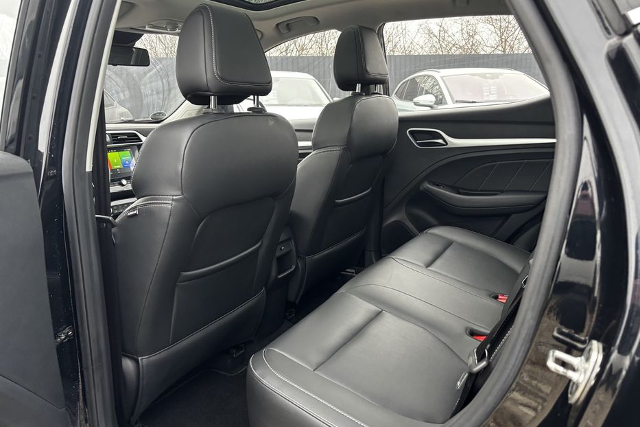 Продам MG ZT ZS EV 43.4 KW авто у Львові  2020 года в Львове