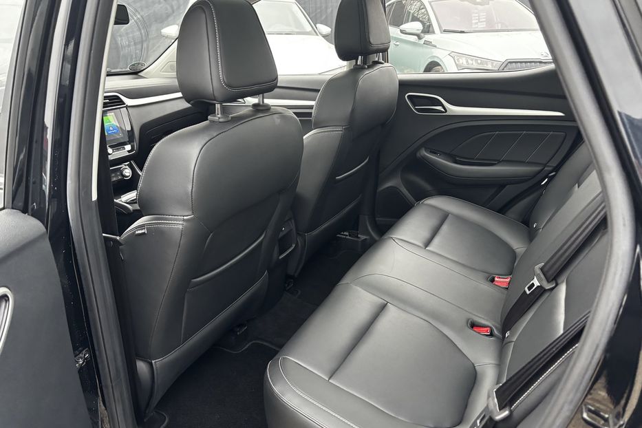 Продам MG ZT ZS EV 43.4 KW авто у Львові  2020 года в Львове