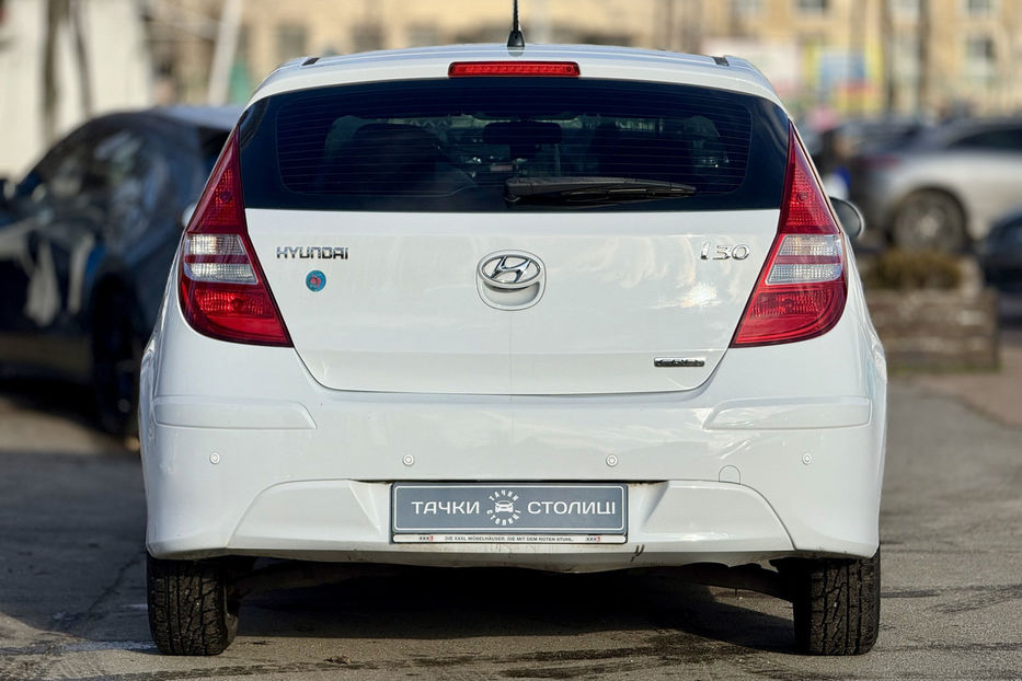 Продам Hyundai i30  1.6 CRDi MT (90 л.с.) 2011 года в Киеве