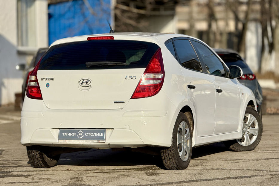 Продам Hyundai i30  1.6 CRDi MT (90 л.с.) 2011 года в Киеве