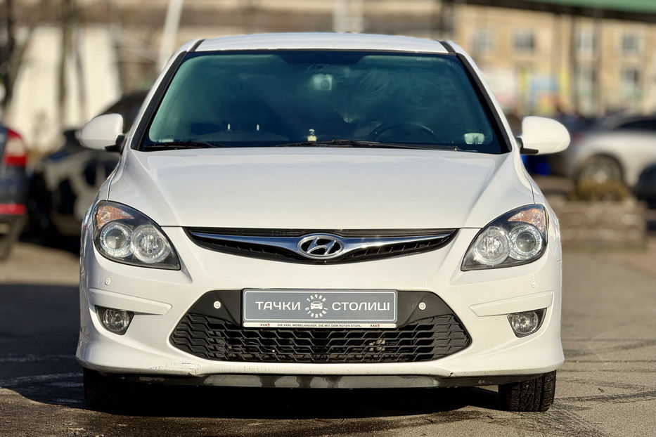 Продам Hyundai i30  1.6 CRDi MT (90 л.с.) 2011 года в Киеве