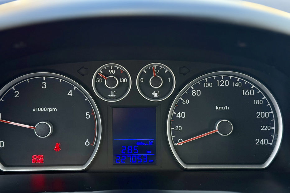 Продам Hyundai i30  1.6 CRDi MT (90 л.с.) 2011 года в Киеве