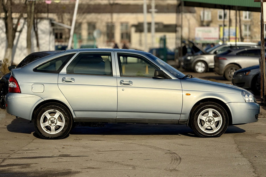 Продам ВАЗ Приора 1.6 MT (98 к.с.) 2009 года в Киеве