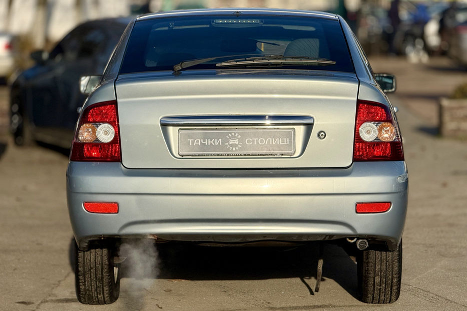 Продам ВАЗ Приора 1.6 MT (98 к.с.) 2009 года в Киеве