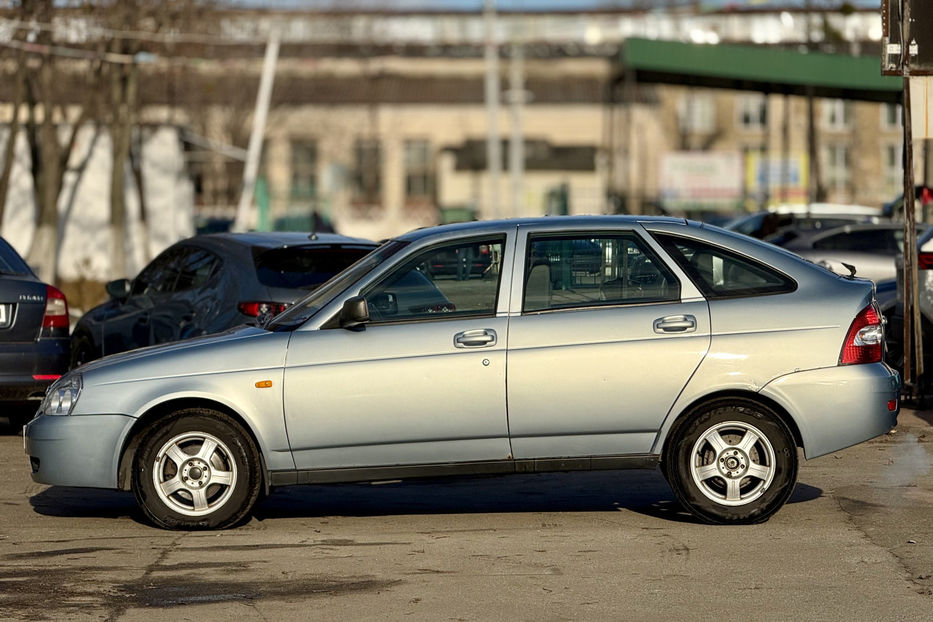 Продам ВАЗ Приора 1.6 MT (98 к.с.) 2009 года в Киеве