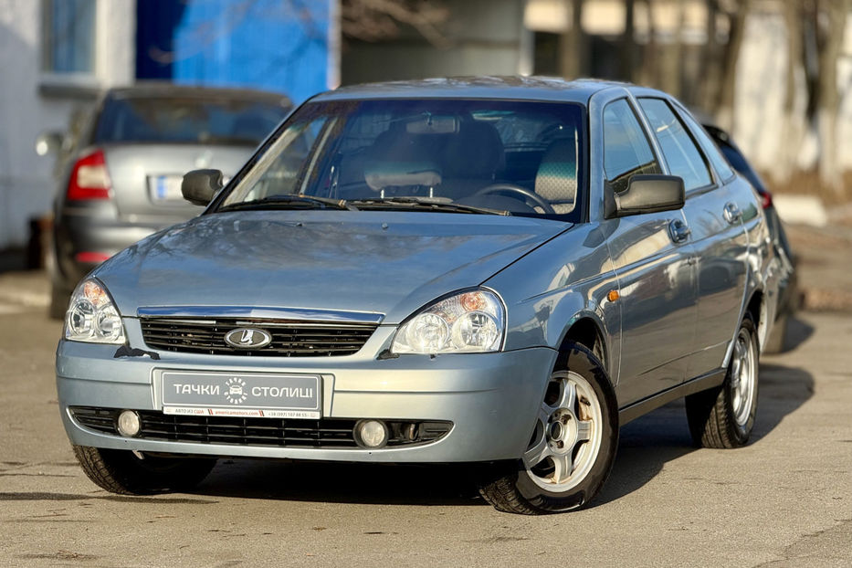 Продам ВАЗ Приора 1.6 MT (98 к.с.) 2009 года в Киеве