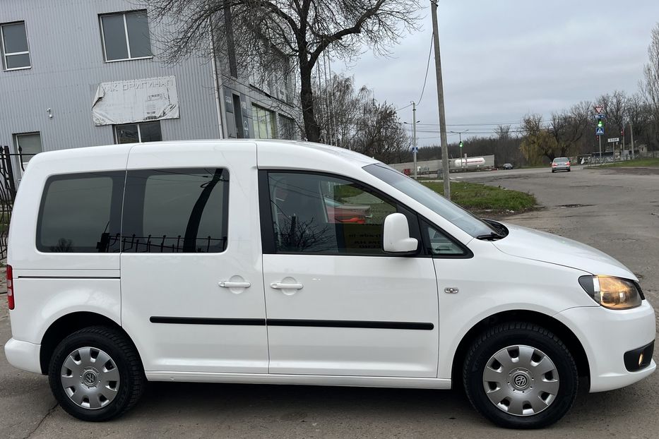 Продам Volkswagen Caddy пасс. Comfortline  2013 года в Николаеве