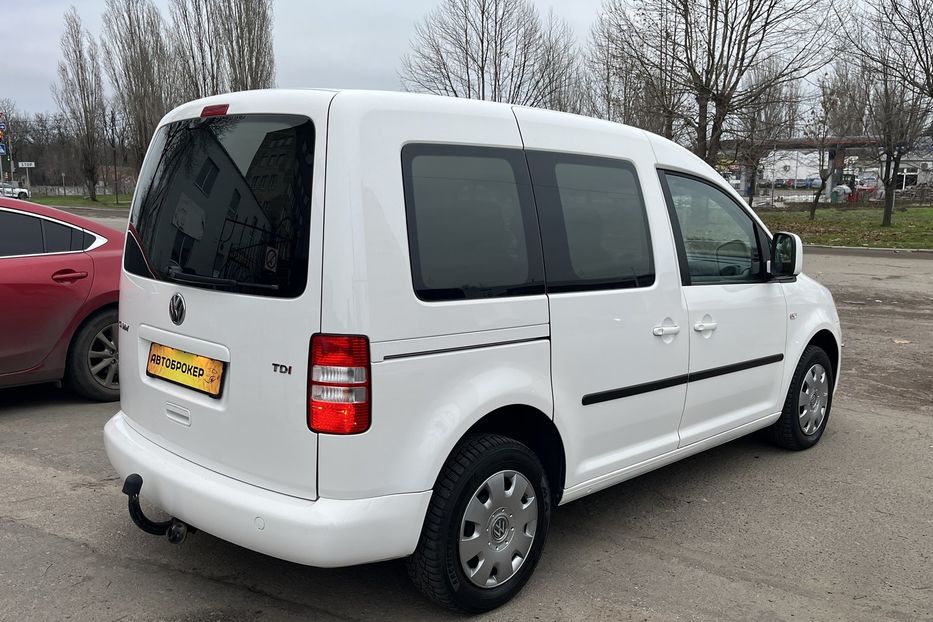 Продам Volkswagen Caddy пасс. Comfortline  2013 года в Николаеве
