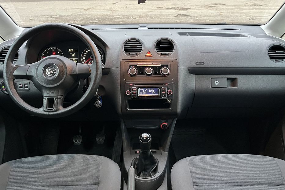Продам Volkswagen Caddy пасс. Comfortline  2013 года в Николаеве