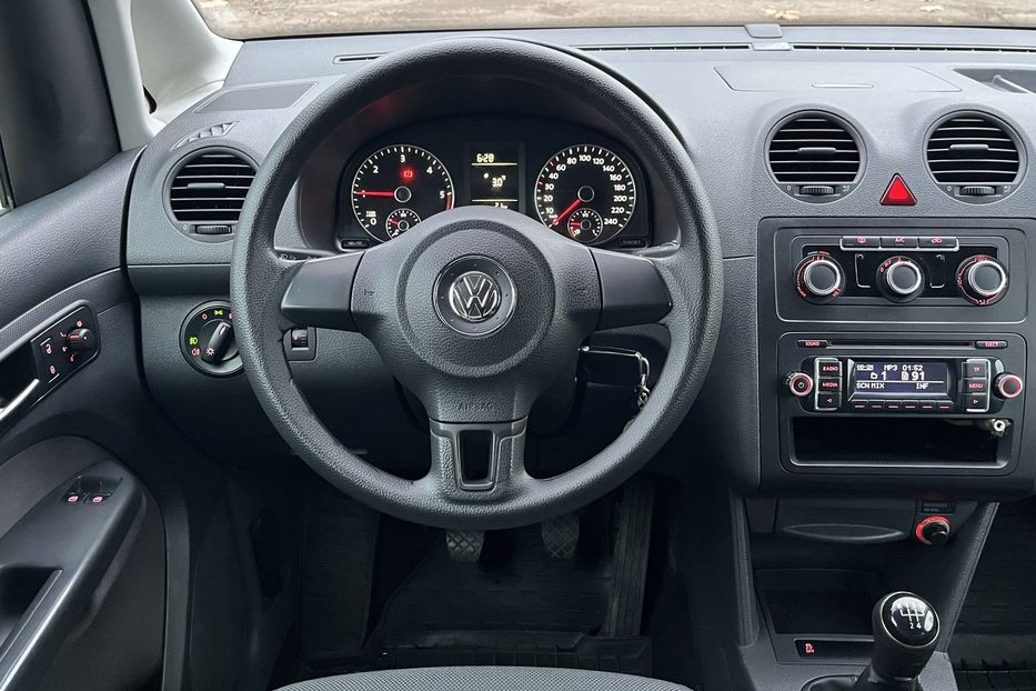 Продам Volkswagen Caddy пасс. Comfortline  2013 года в Николаеве