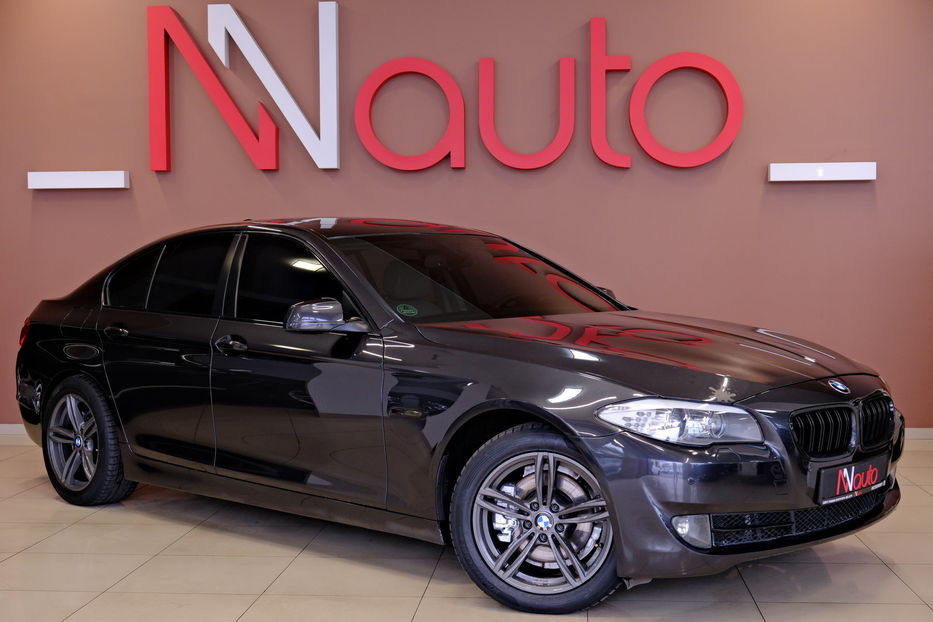 Продам BMW 528 i 2013 года в Одессе