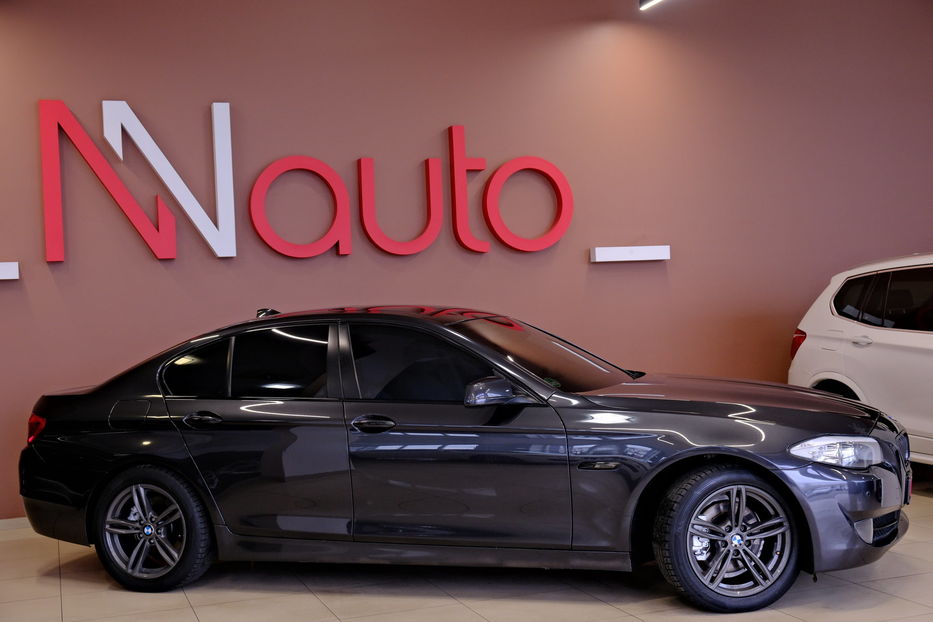 Продам BMW 528 i 2013 года в Одессе