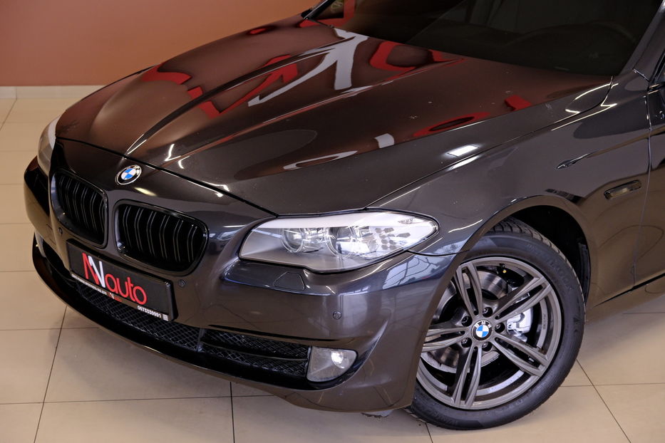 Продам BMW 528 i 2013 года в Одессе
