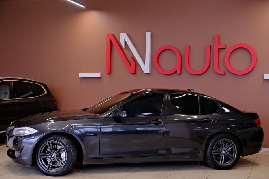Продам BMW 528 i 2013 года в Одессе