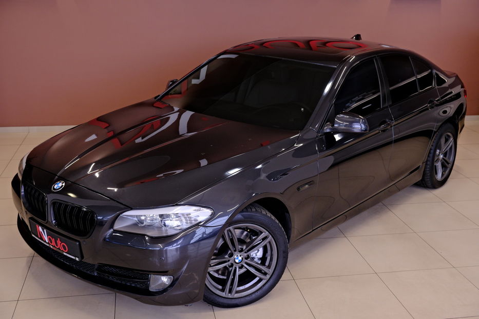 Продам BMW 528 i 2013 года в Одессе