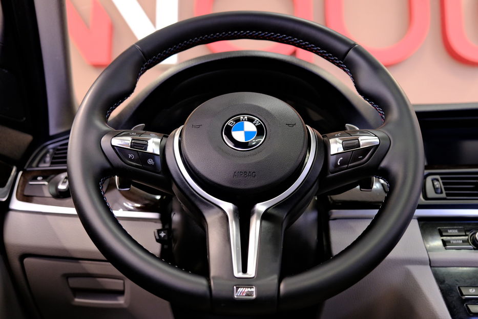 Продам BMW 528 i 2013 года в Одессе