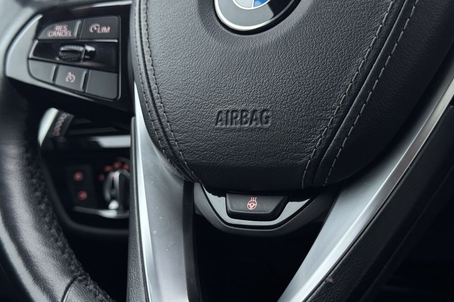 Продам BMW 520 G30 Sportline xDrive 2019 года в г. Умань, Черкасская область