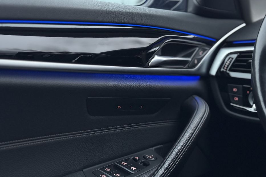 Продам BMW 520 G30 Sportline xDrive 2019 года в г. Умань, Черкасская область