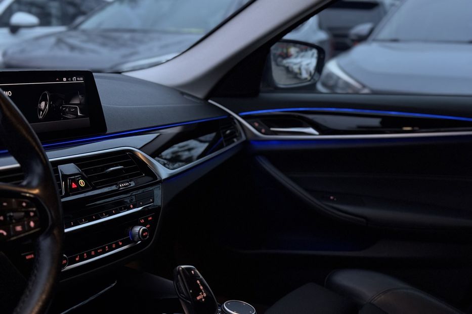Продам BMW 520 G30 Sportline xDrive 2019 года в г. Умань, Черкасская область