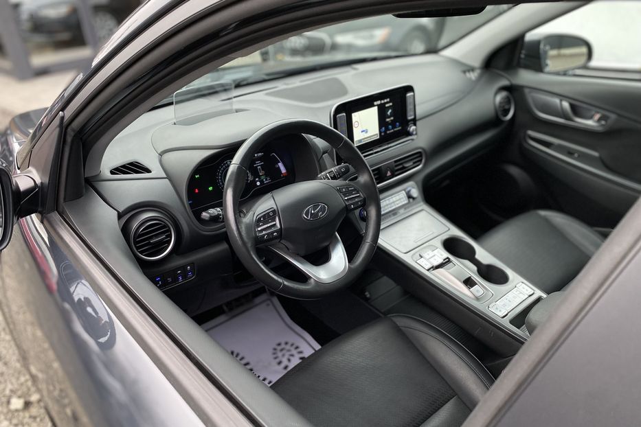 Продам Hyundai Kona 2018 года в Луцке