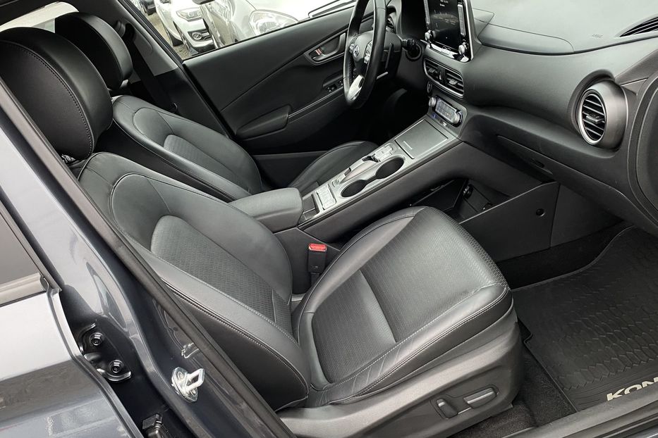 Продам Hyundai Kona 2018 года в Луцке