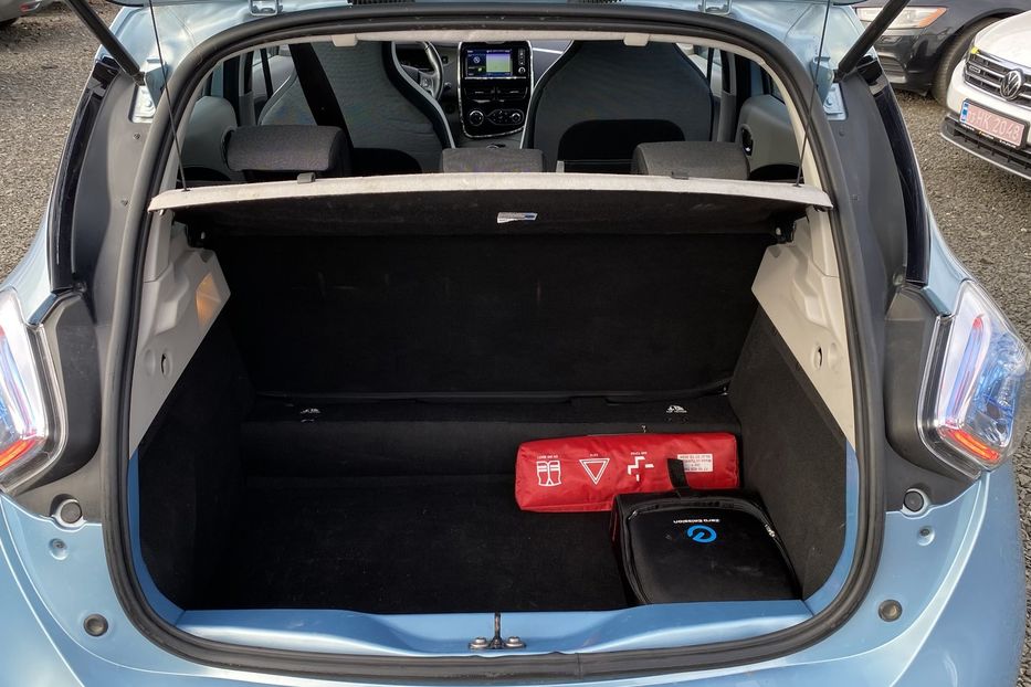 Продам Renault Zoe 2015 года в Луцке