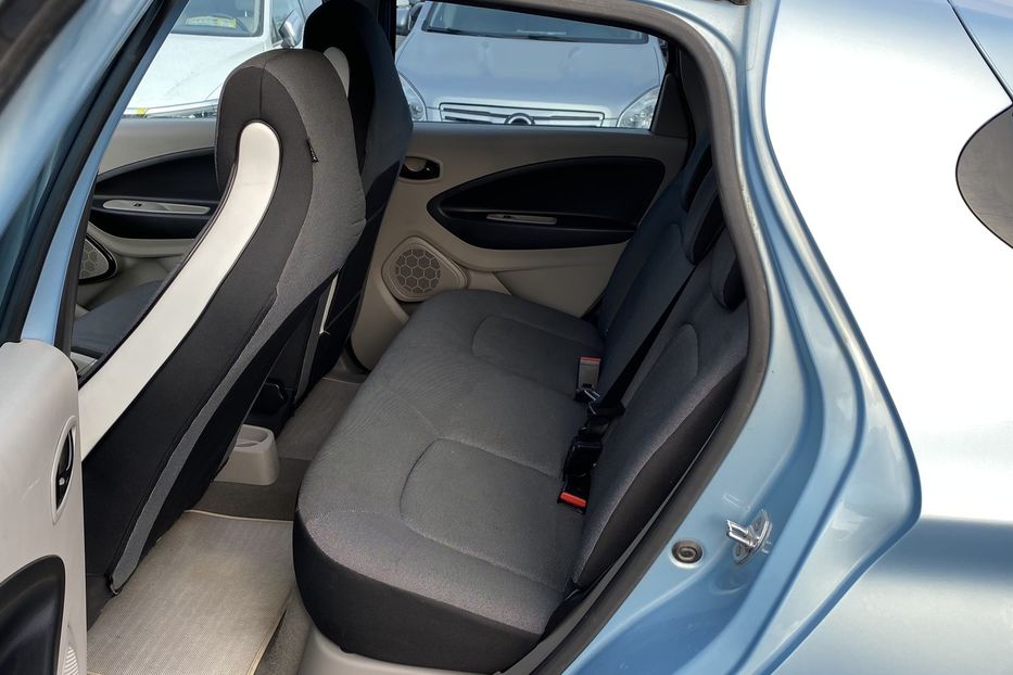 Продам Renault Zoe 2015 года в Луцке