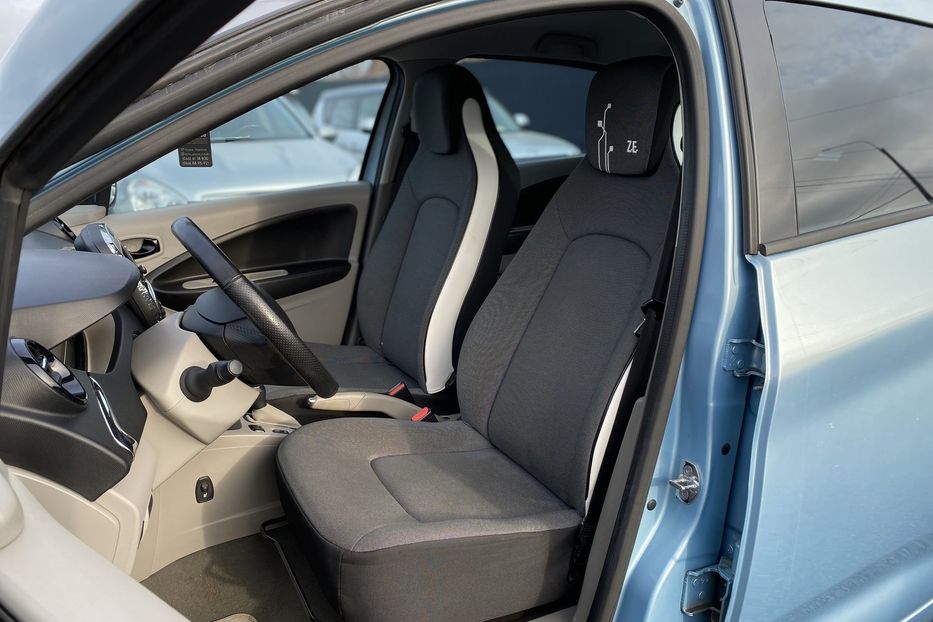 Продам Renault Zoe 2015 года в Луцке