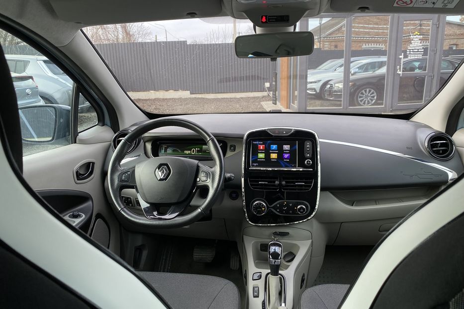 Продам Renault Zoe 2015 года в Луцке