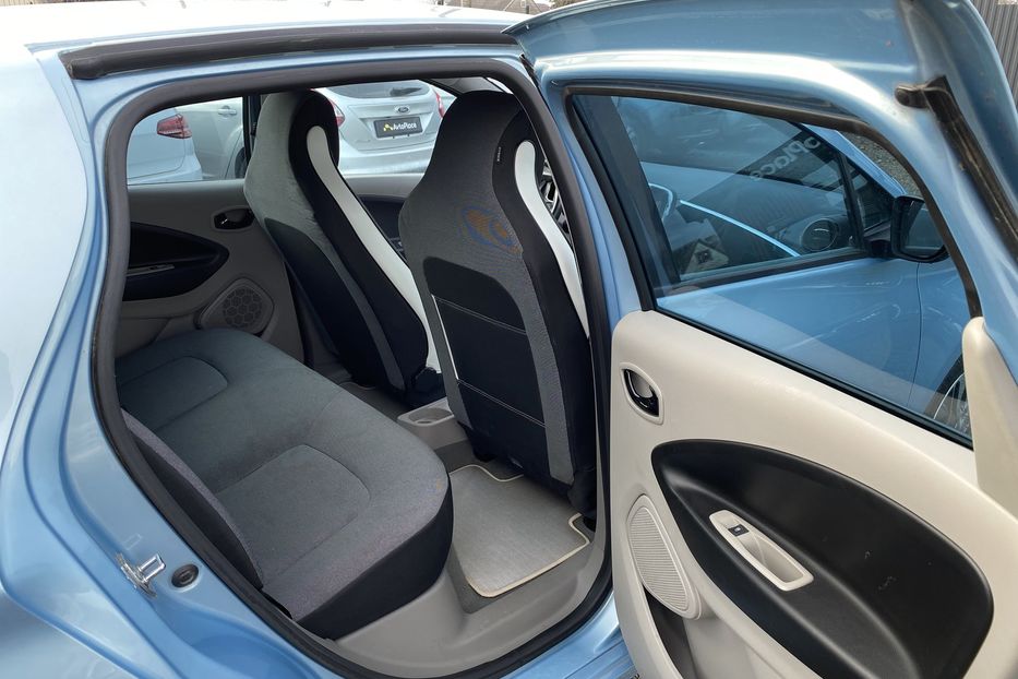 Продам Renault Zoe 2015 года в Луцке