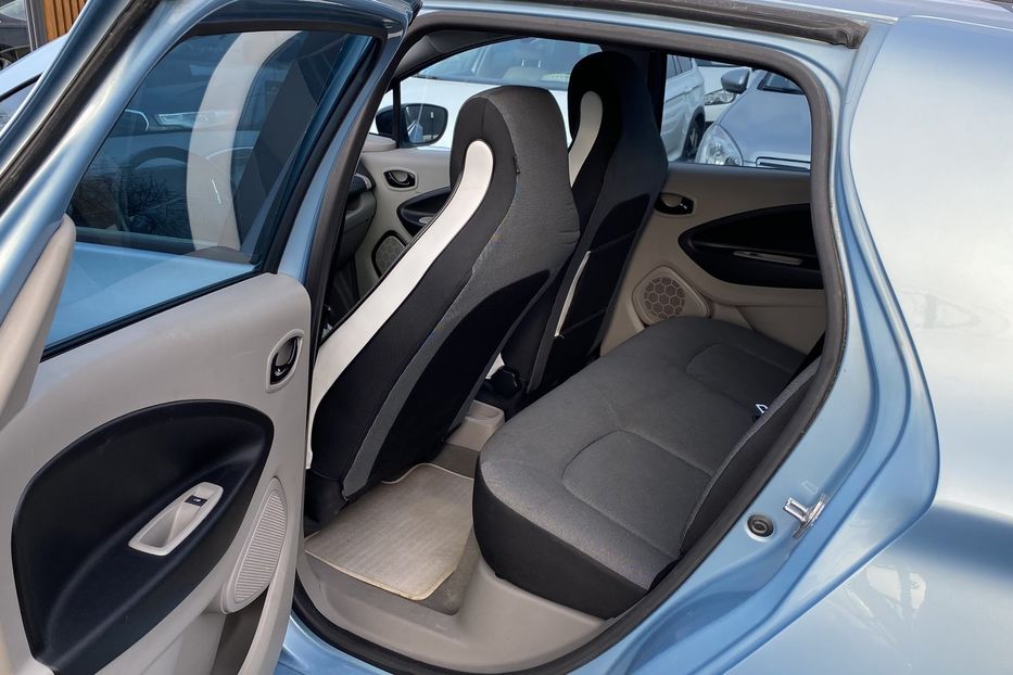 Продам Renault Zoe 2015 года в Луцке