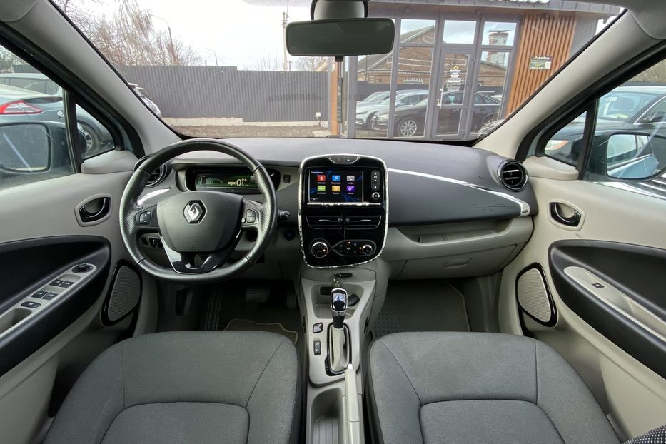 Продам Renault Zoe 2015 года в Луцке