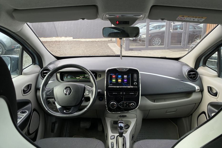 Продам Renault Zoe 2015 года в Луцке