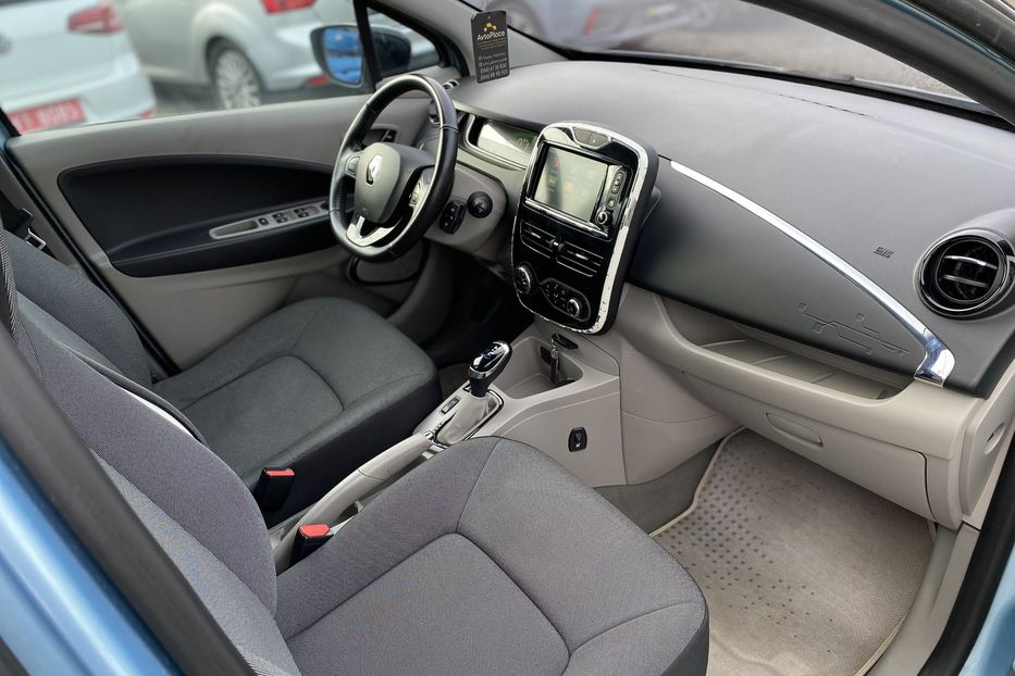 Продам Renault Zoe 2015 года в Луцке
