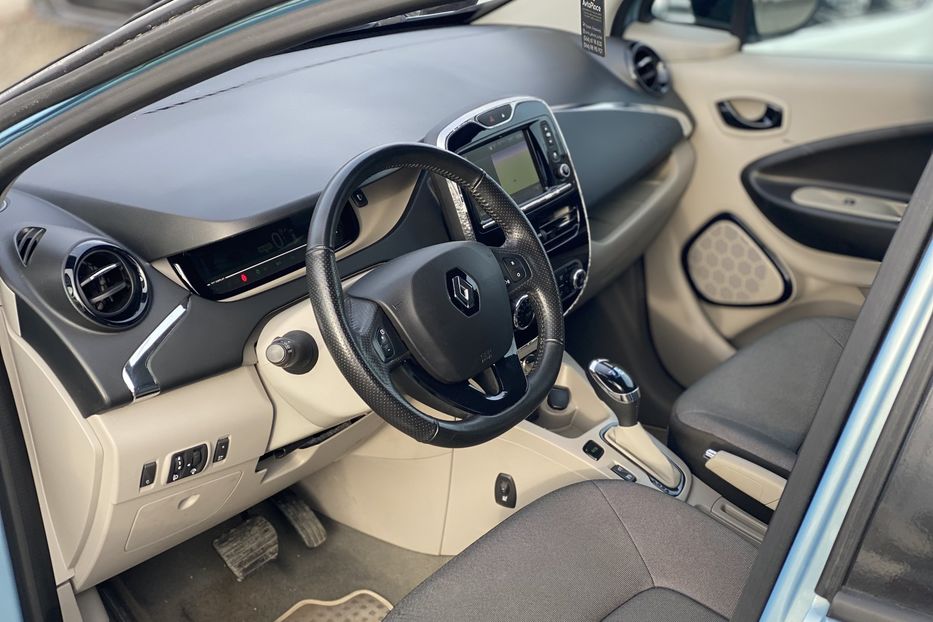 Продам Renault Zoe 2015 года в Луцке