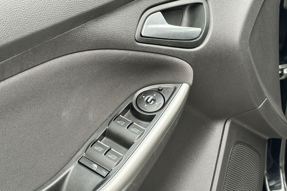 Продам Ford Focus 1.6 TDCi МТ (115 к.с.) 2013 года в Киеве