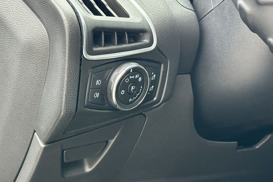 Продам Ford Focus 1.6 TDCi МТ (115 к.с.) 2013 года в Киеве