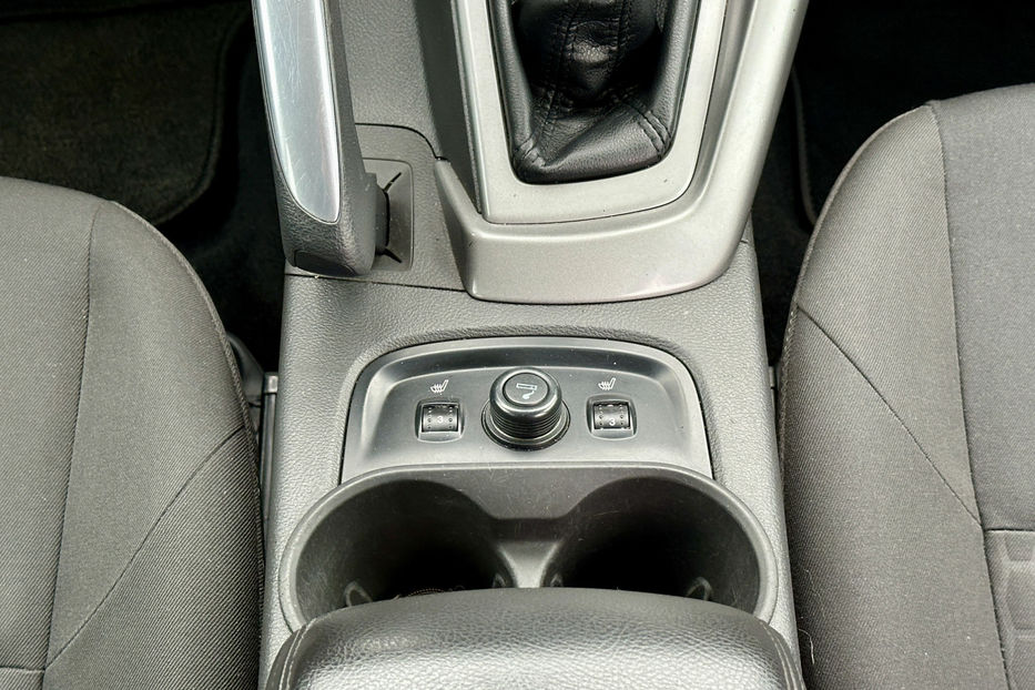 Продам Ford Focus 1.6 TDCi МТ (115 к.с.) 2013 года в Киеве