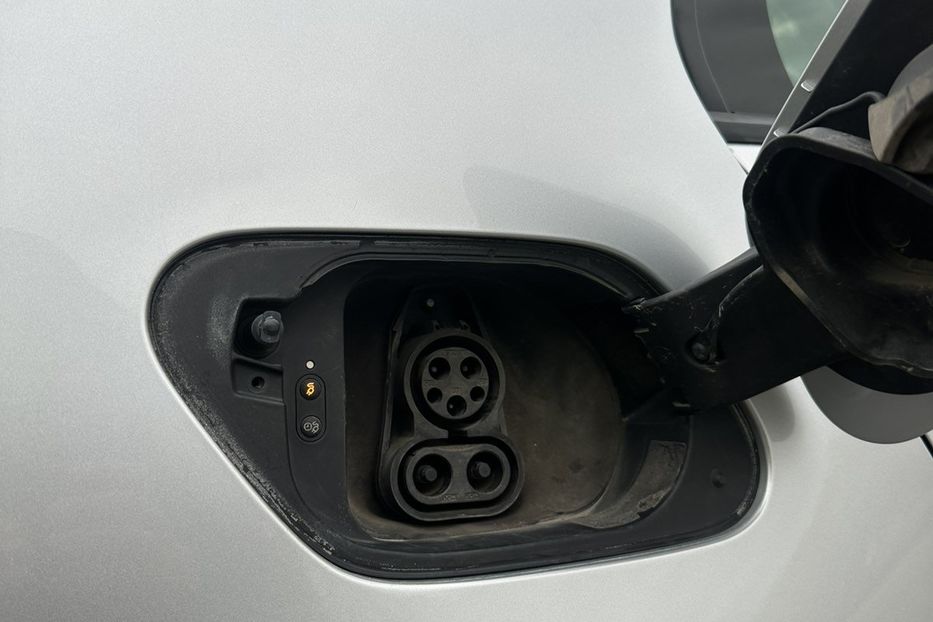 Продам Volkswagen e-Golf 24 кВт. 2014 года в Львове