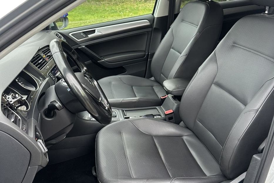 Продам Volkswagen e-Golf 24 кВт. 2014 года в Львове