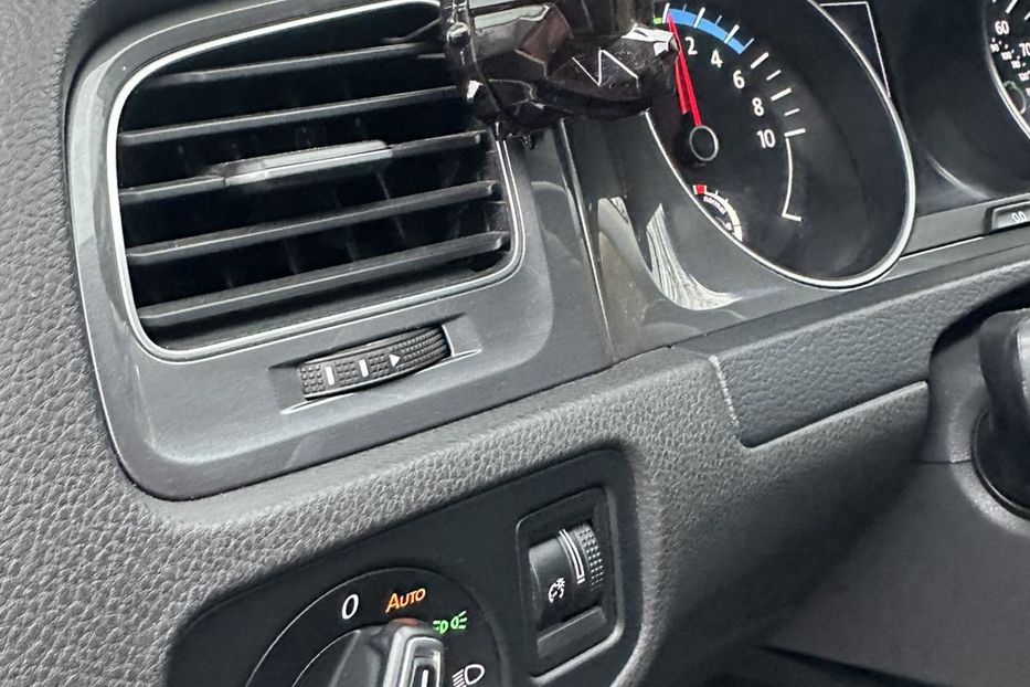 Продам Volkswagen e-Golf 24 кВт. 2014 года в Львове