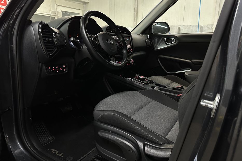 Продам Kia Soul 64кВт Підігрівсидінь/Керма  2020 года в Львове