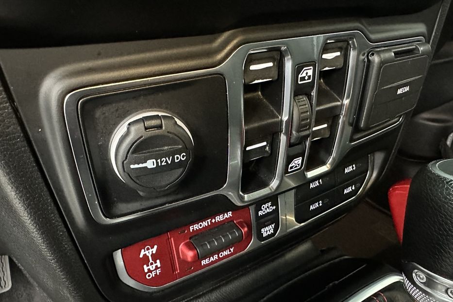 Продам Jeep Wrangler Gladiator Rubicon 2022 года в Киеве