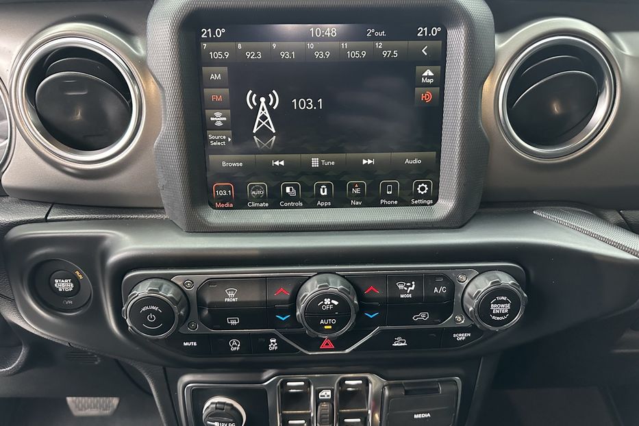 Продам Jeep Wrangler Gladiator Rubicon 2022 года в Киеве