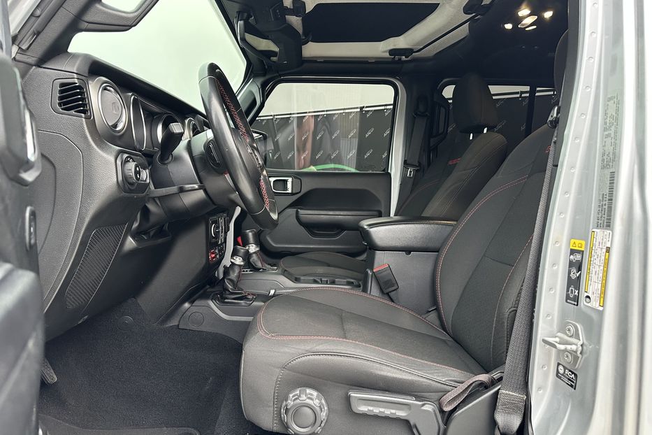 Продам Jeep Wrangler Gladiator Rubicon 2022 года в Киеве