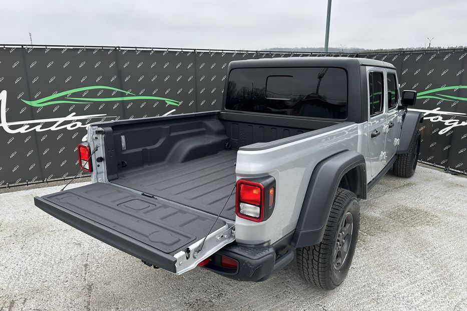 Продам Jeep Wrangler Gladiator Rubicon 2022 года в Киеве