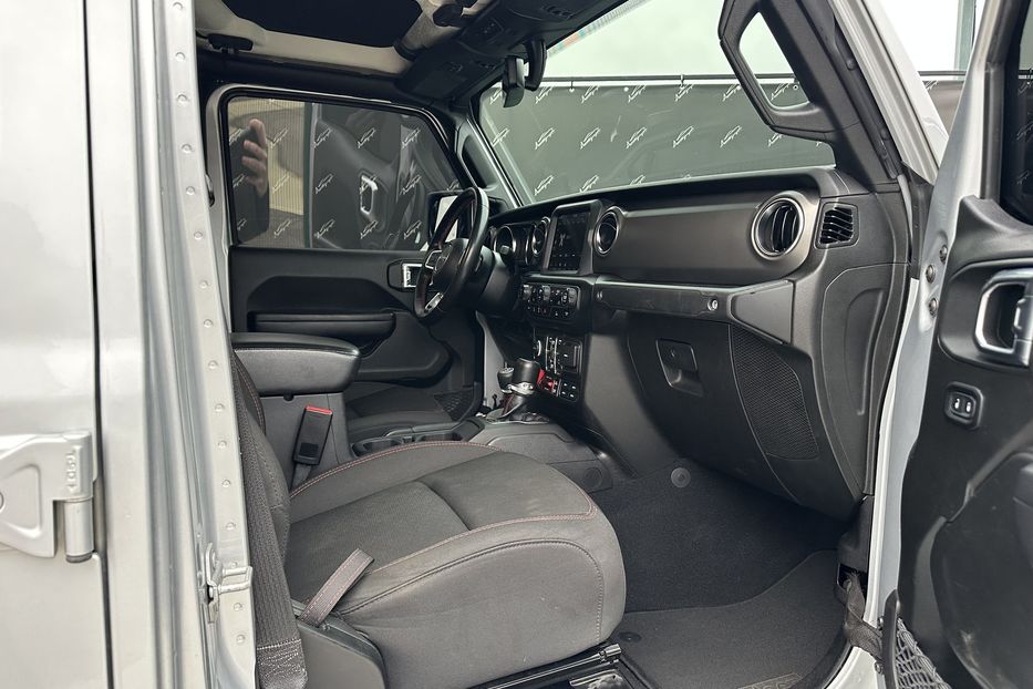 Продам Jeep Wrangler Gladiator Rubicon 2022 года в Киеве